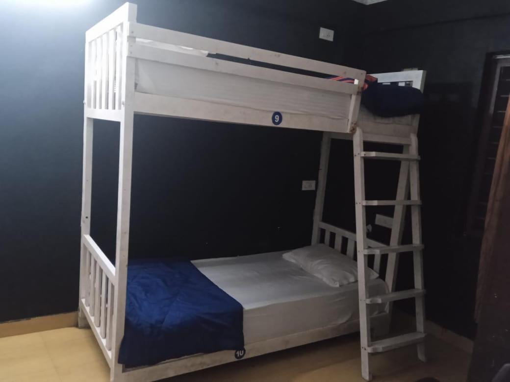 Xhostel Hostel Kochi Eksteriør billede