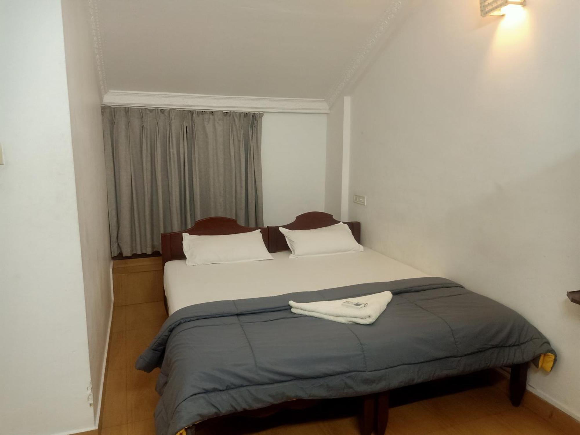 Xhostel Hostel Kochi Eksteriør billede