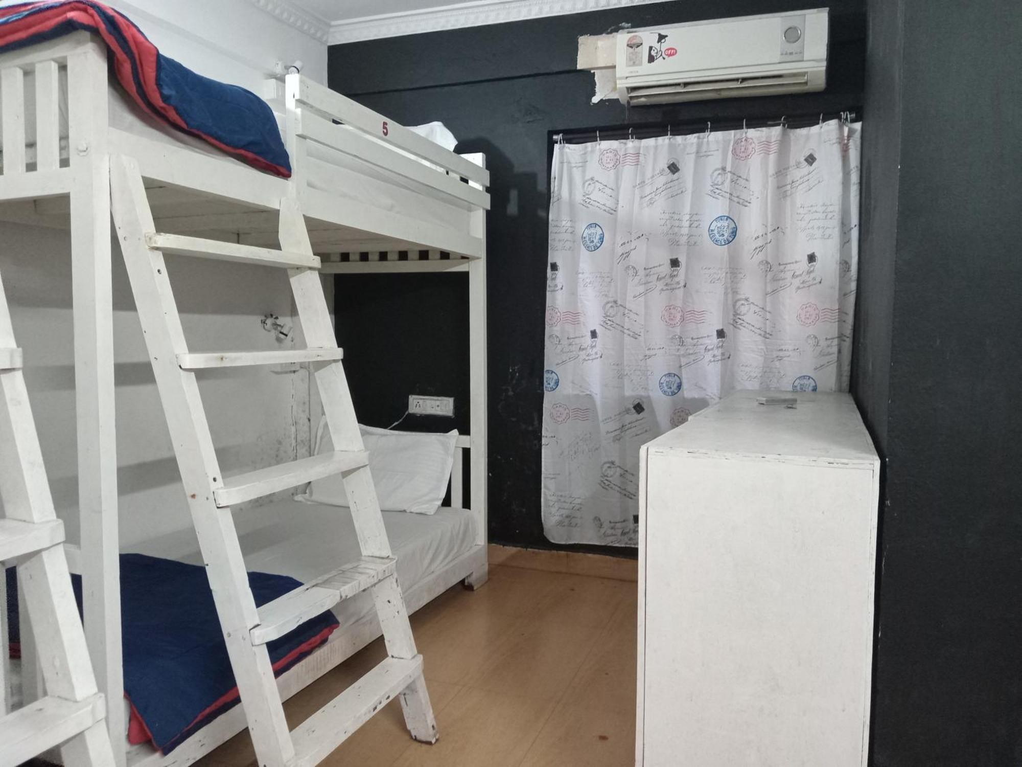 Xhostel Hostel Kochi Eksteriør billede