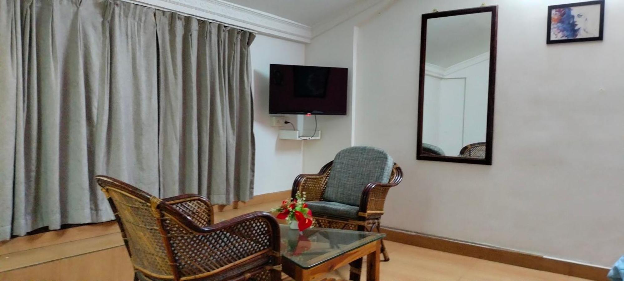 Xhostel Hostel Kochi Eksteriør billede